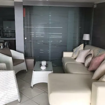 La Terrazza Sul Mare Porto Luna 2 빌라